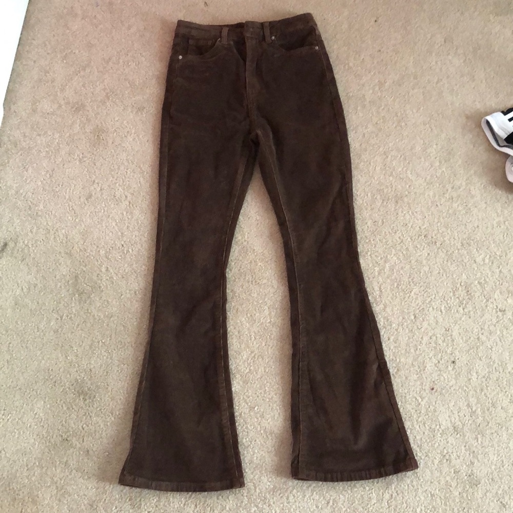 brown pants